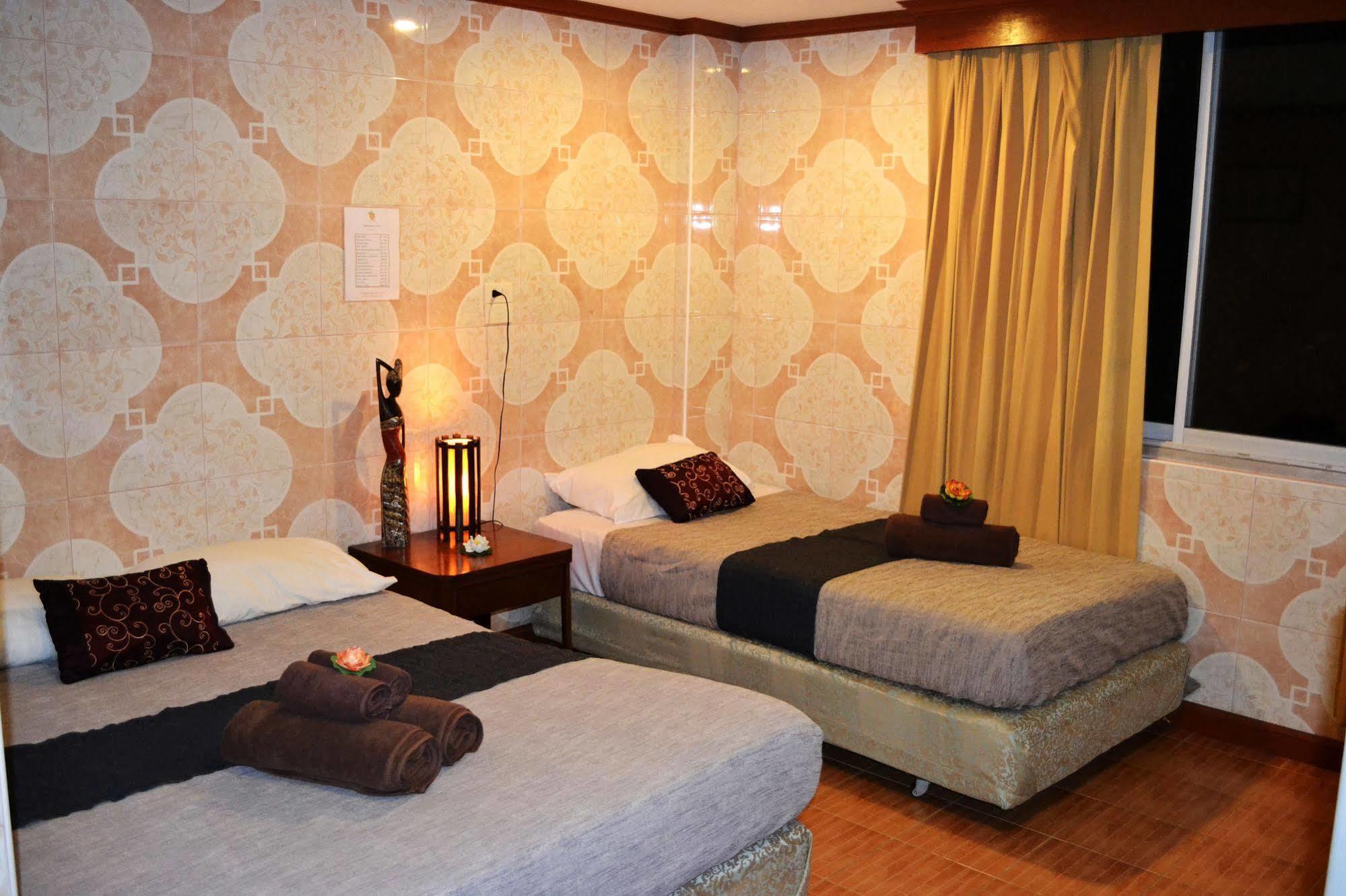 Welcome Marina Praia de Jomtien Exterior foto