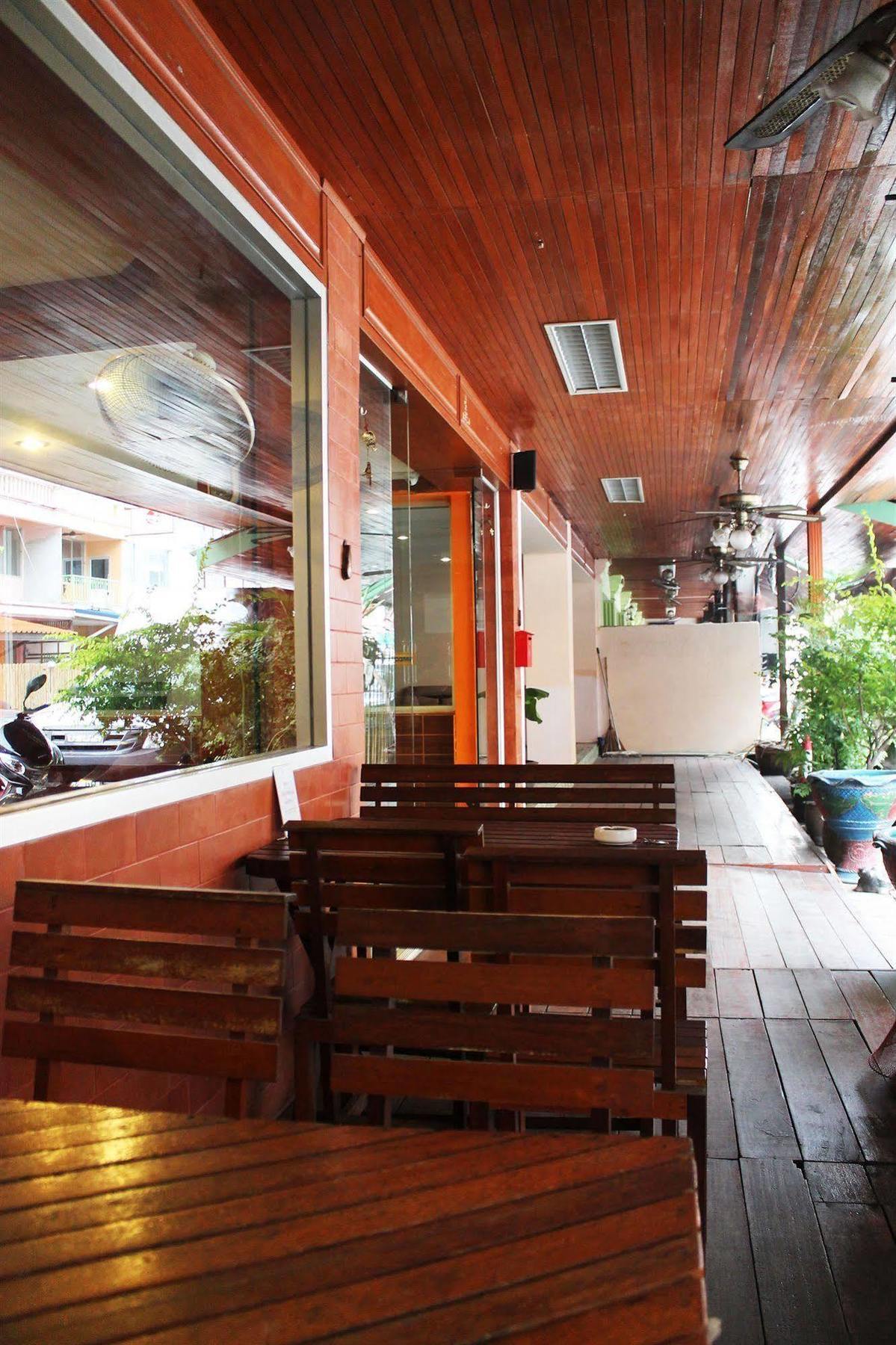 Welcome Marina Praia de Jomtien Exterior foto